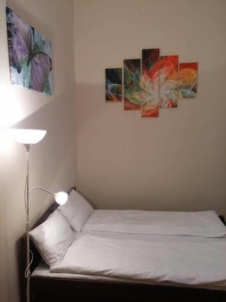 Walking Bed Budapest Downtown Hostel Bagian luar foto